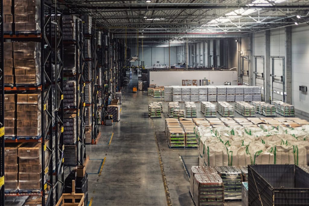 Warehouse distribution center